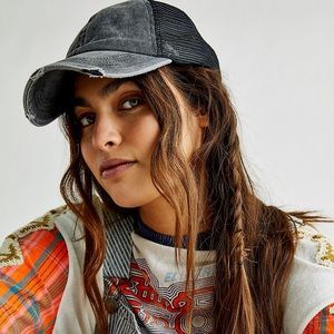 NWOT Free People Saltwater Washed Baseball Hat